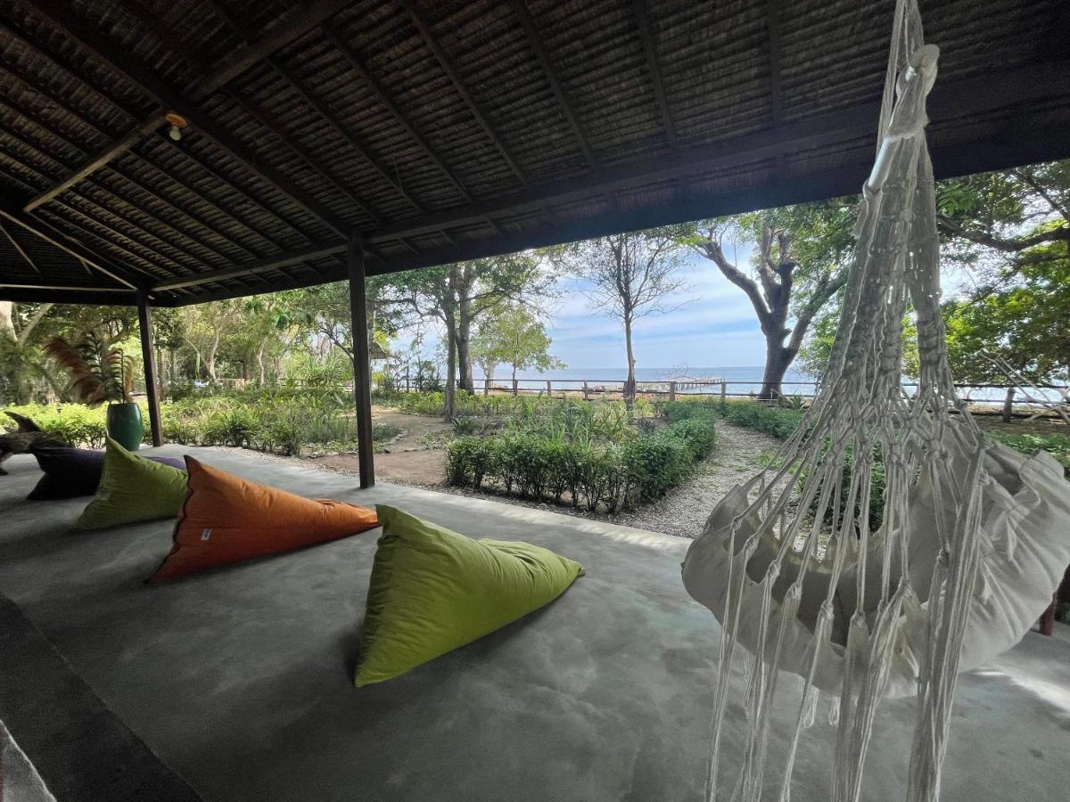 Blue Emocean Dive Resort Moyo Island ภายนอก รูปภาพ